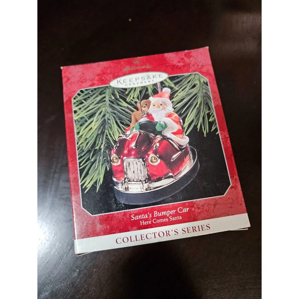 1998 Hallmark Keepsake Santa's Bumper Car Here Comes Santa #20 Ornament